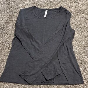 Fabletics Charcoal Heather Long Sleeve Tee XL
